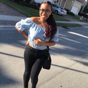 Meet your Posher, Vanessa